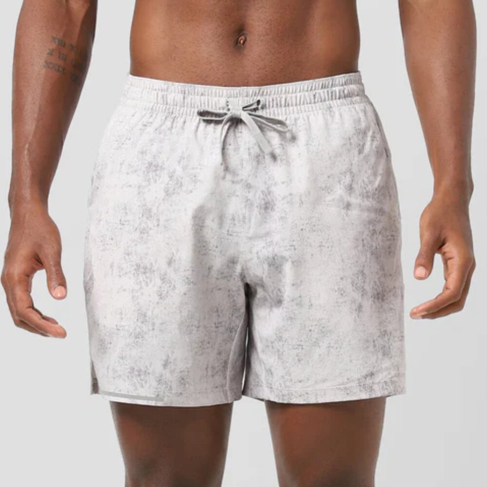 Bearbottom Run Short v2, 5.5" Inseam, Concrete, Medium